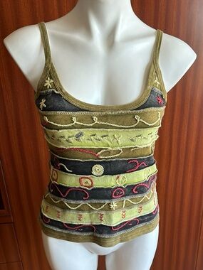 Green & black embroidered tank top  floral and geometric embroidery Size S/M